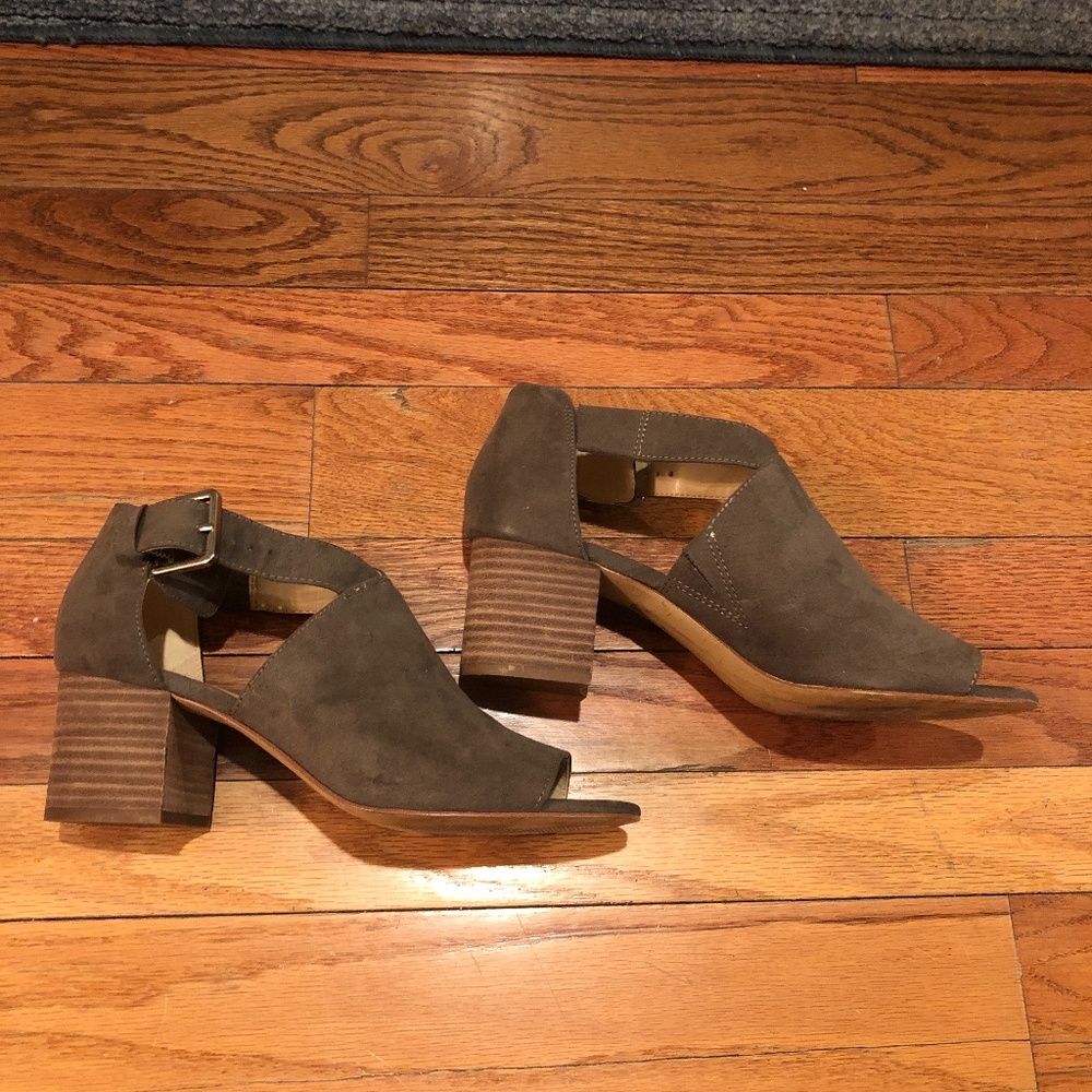 Nine West Sandles with Heels